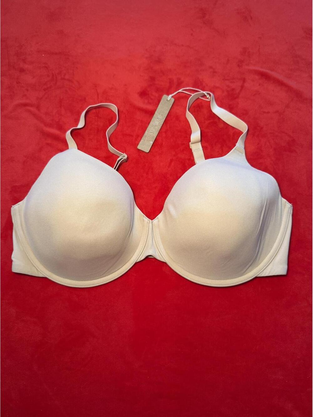 Skims Fits Everybody T Shirt Bra Color Clay Size 36DD